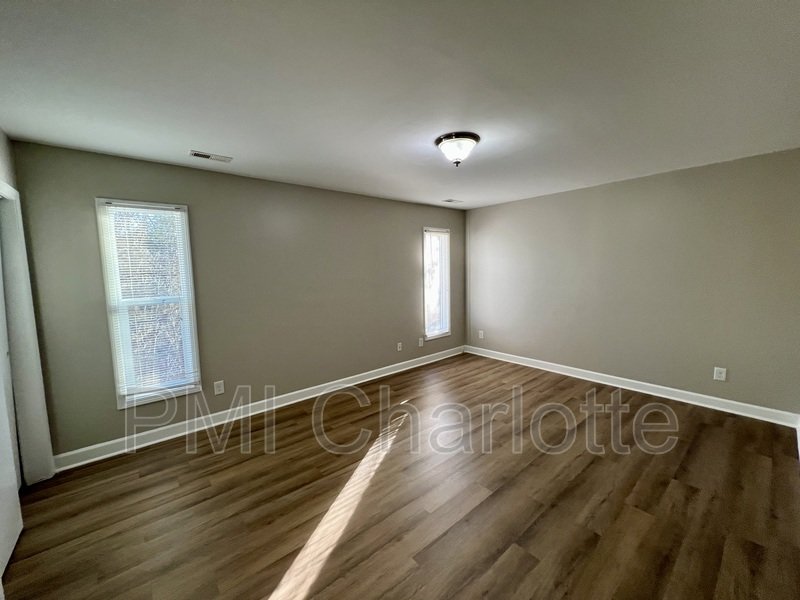 4744 Nc Hwy 73 E property image