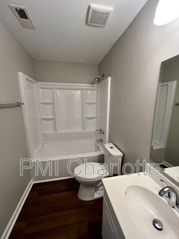 4744 Nc Hwy 73 E property image