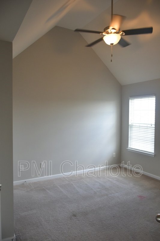 Lovely 4 bed/3 bath home in Curtis Pond community! property image