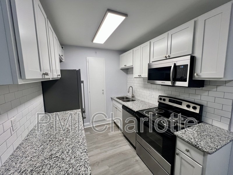 831 Mcalway Rd property image