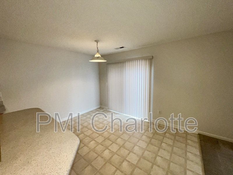 Large, 3 Bedroom Boulder Creek House for Rent property image