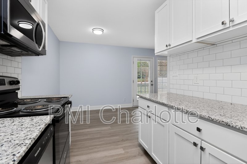 831 Mcalway Rd Apt 2 property image