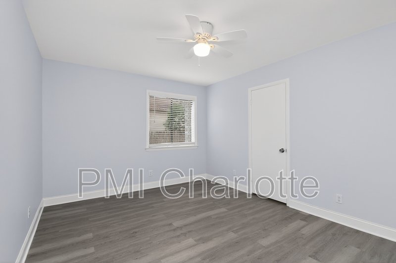 831 Mcalway Rd Apt 2 property image