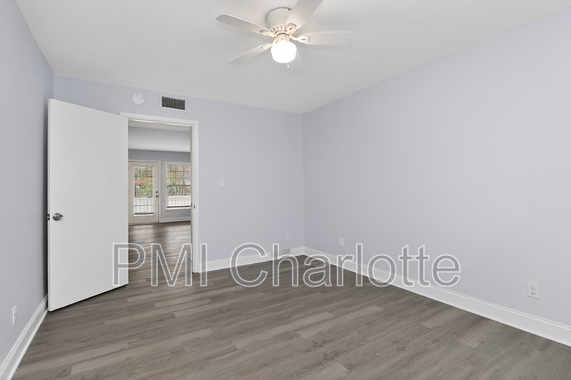 831 Mcalway Rd Apt 2 property image