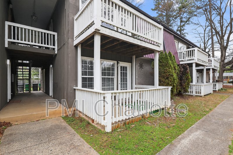 831 Mcalway Rd Apt 2 property image