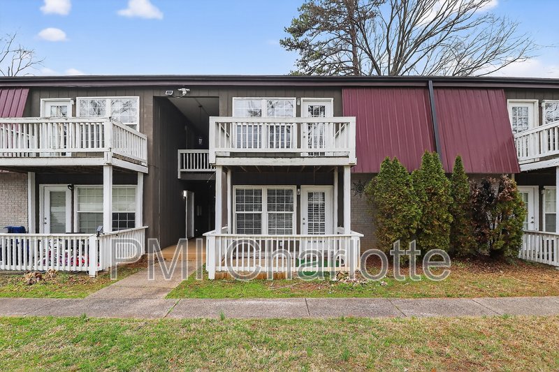 831 Mcalway Rd Apt 2 property image