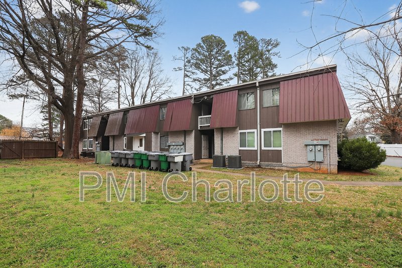 831 Mcalway Rd Apt 2 property image