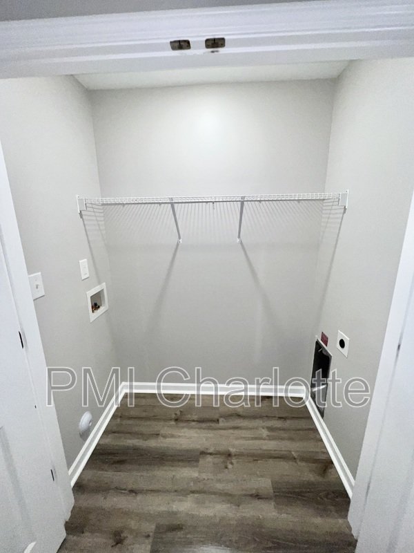 729 Fisher Ferry St Apt E property image