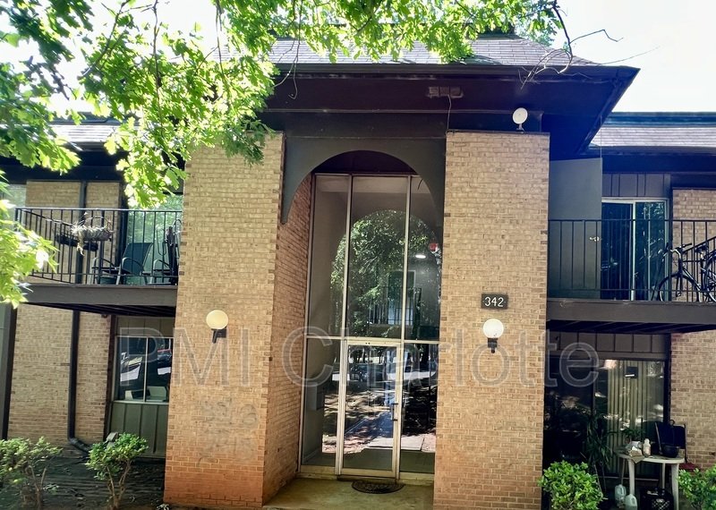 2 Bedroom Condo Near UNCC Available property image