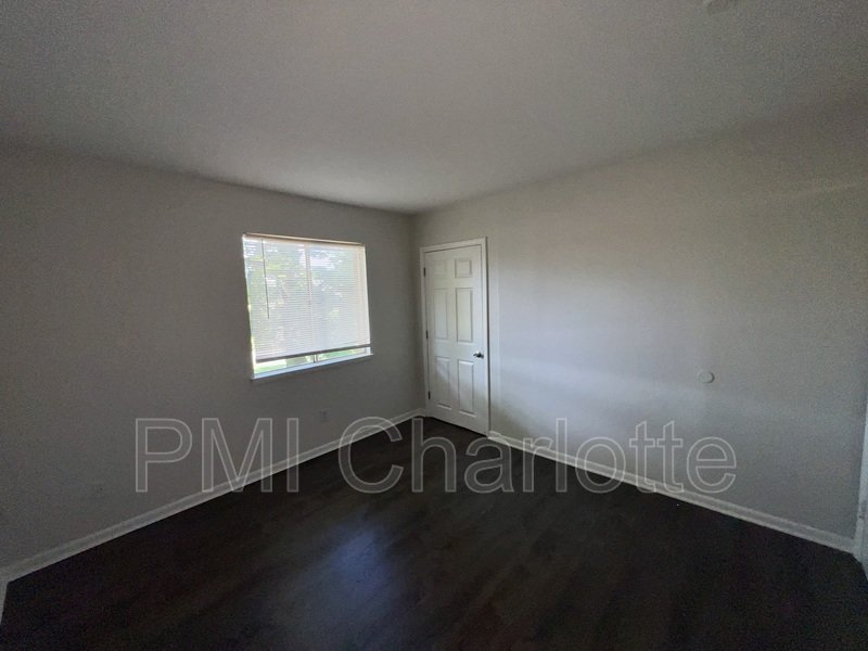 2 Bedroom Condo Near UNCC Available property image