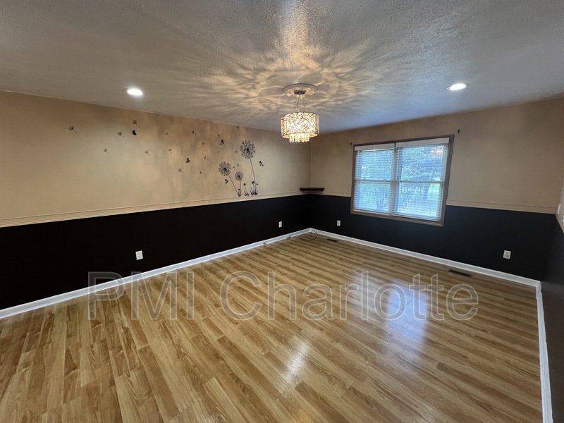 Spacious Home for Rent in Newton property image
