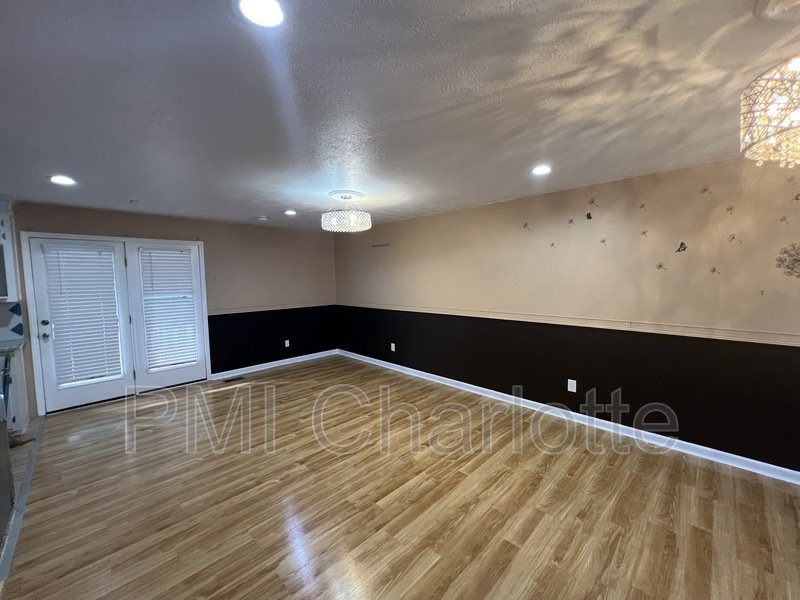Spacious Home for Rent in Newton property image