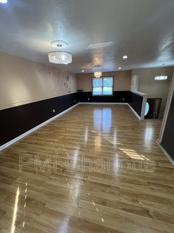 Spacious Home for Rent in Newton property image