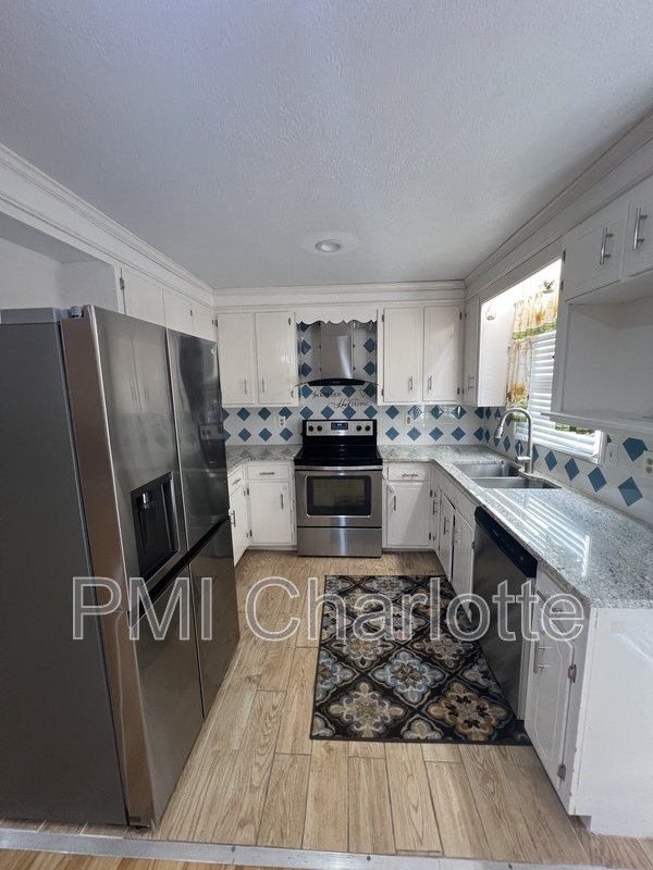 Spacious Home for Rent in Newton property image