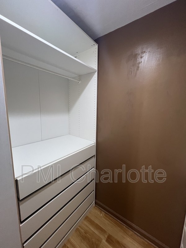 Spacious Home for Rent in Newton property image