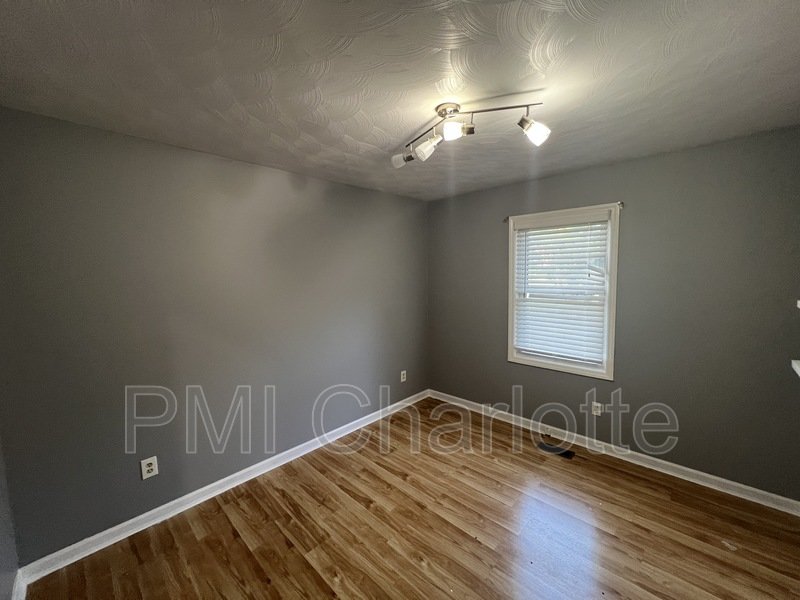 Spacious Home for Rent in Newton property image