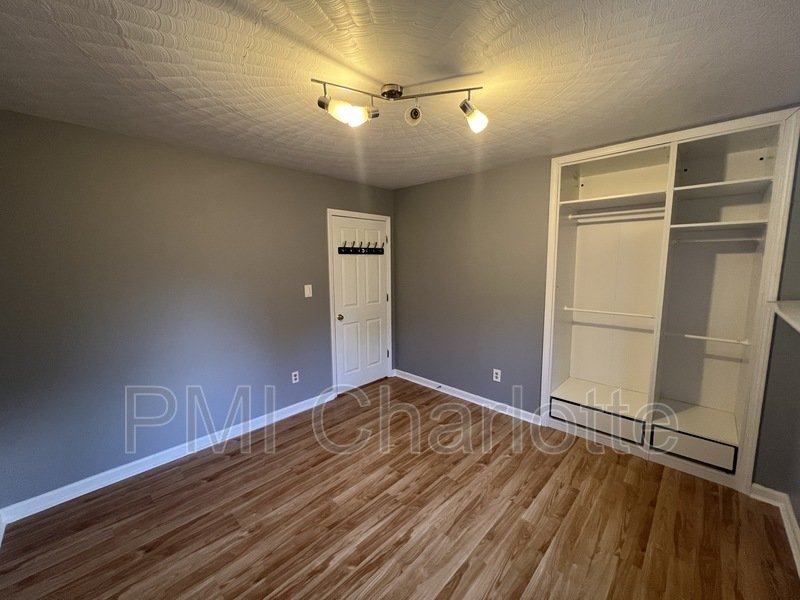 Spacious Home for Rent in Newton property image