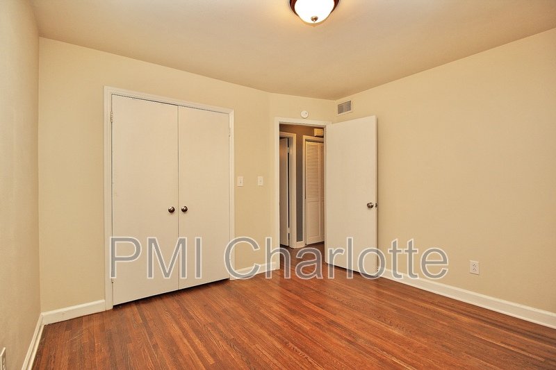 Charming Cotswold Condo Available property image