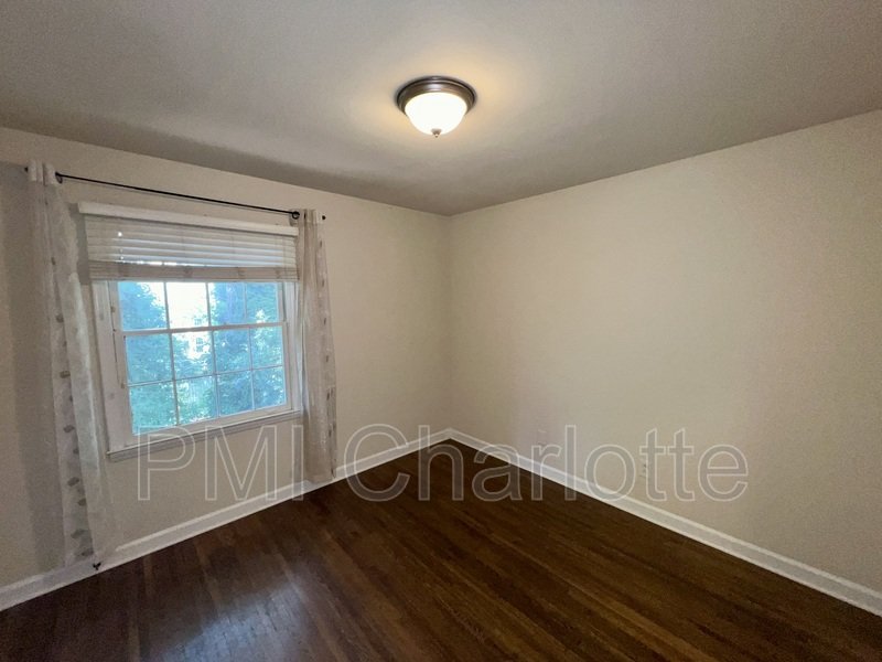 Charming Cotswold Condo Available property image