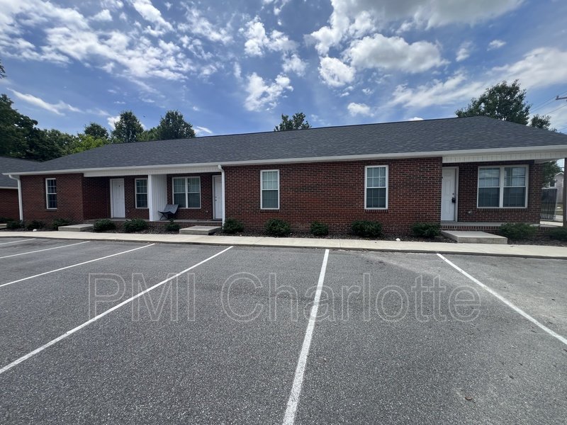 729 Fisher Ferry St Apt C property image
