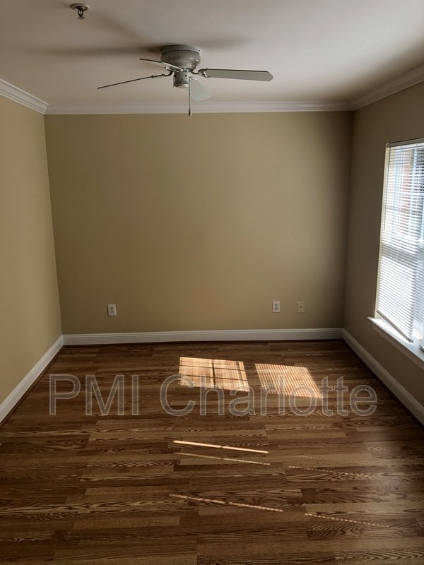 Walnut Creek Penthouse Condo Available property image