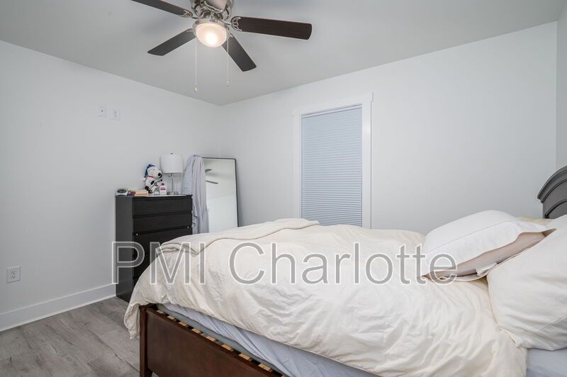 Practically New Shelby Ranch Available for Rent property image