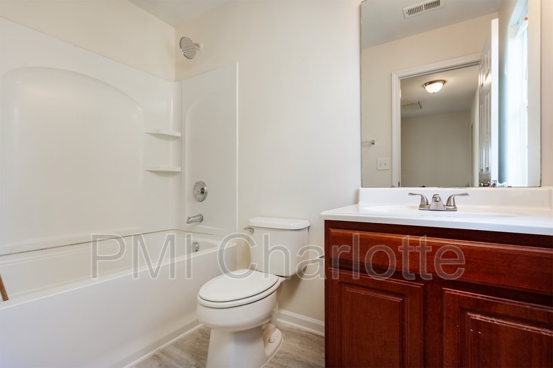 Home in desirable Riverwalk Community property image