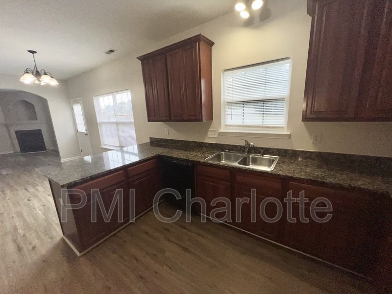 Home in desirable Riverwalk Community property image