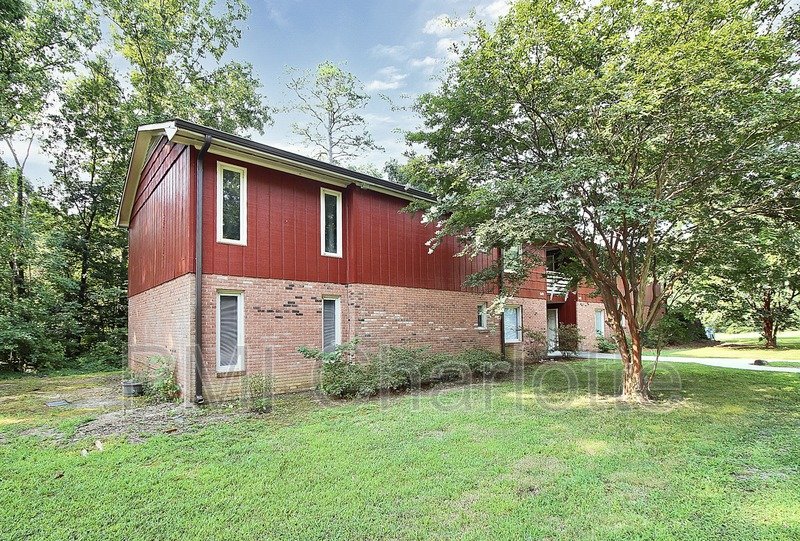 Large, 3 Bedroom Concord Quad Unit Available property image