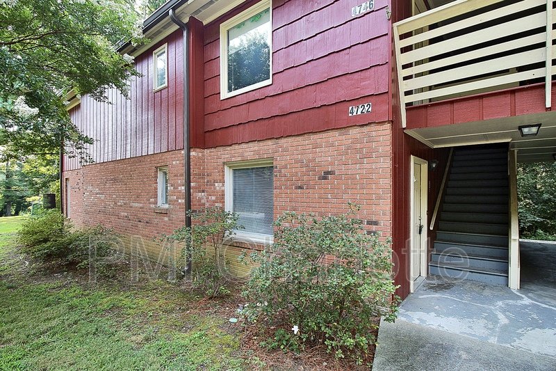 Large, 3 Bedroom Concord Quad Unit Available property image