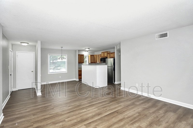 Large, 3 Bedroom Concord Quad Unit Available property image