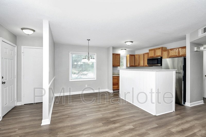 Large, 3 Bedroom Concord Quad Unit Available property image