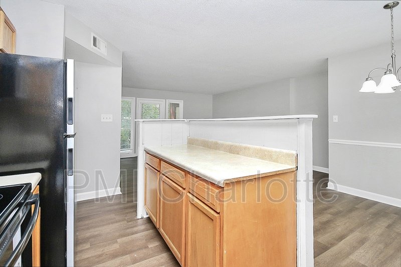 Large, 3 Bedroom Concord Quad Unit Available property image