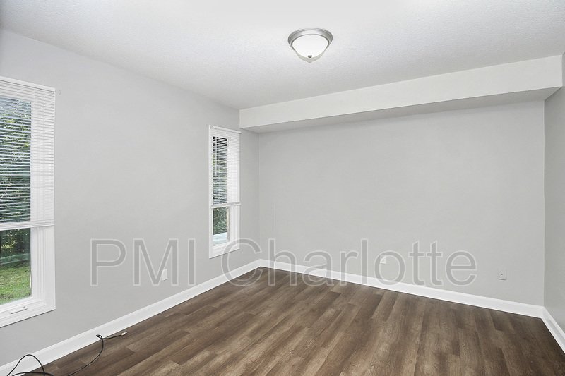 Large, 3 Bedroom Concord Quad Unit Available property image