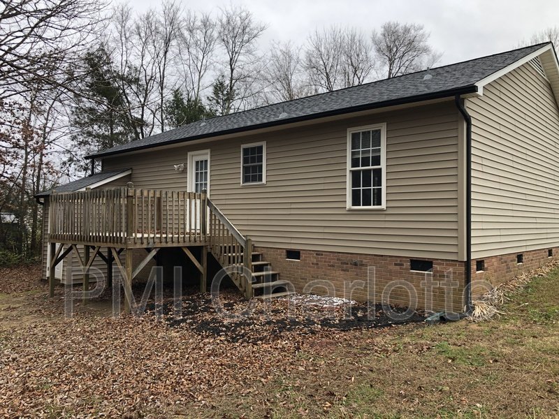 2519 Hickory Ave property image