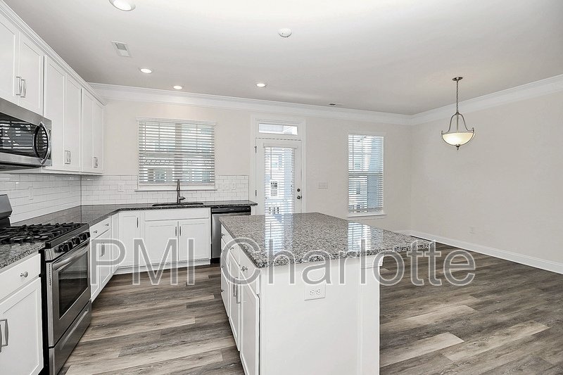 4 Bed Glenmere Town Home Available for Rent property image