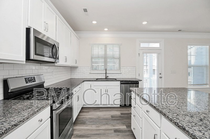 4 Bed Glenmere Town Home Available for Rent property image