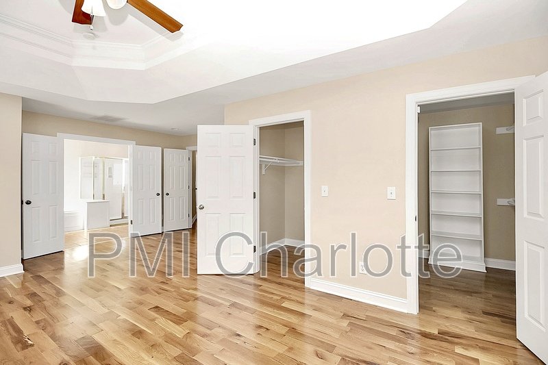 5 Bed MacAulay Home Available for Rent property image
