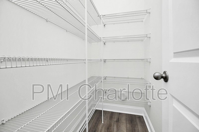 Luxurious Myers Park Area Townhome Available! property image