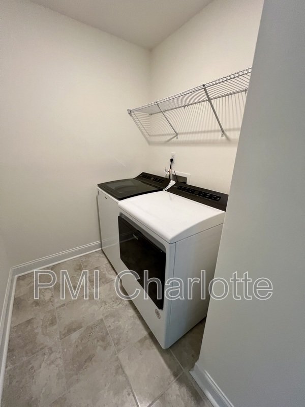 Luxurious Myers Park Area Townhome Available! property image