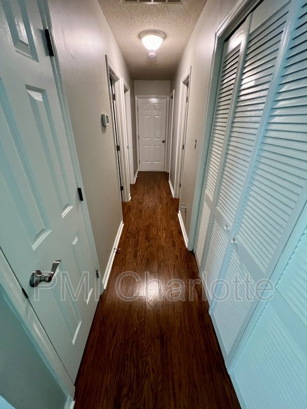 10504 Grassy Plain Ct property image